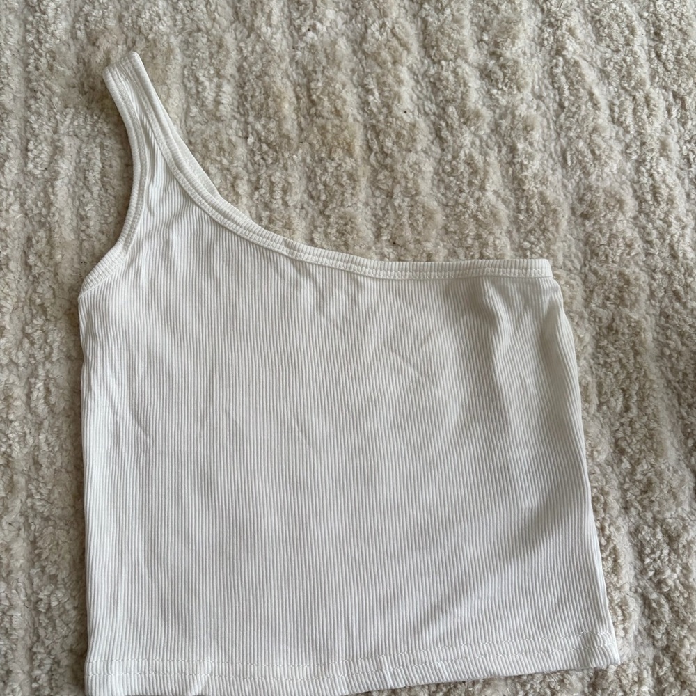 White Ribbed Top - Picture 2 of 3